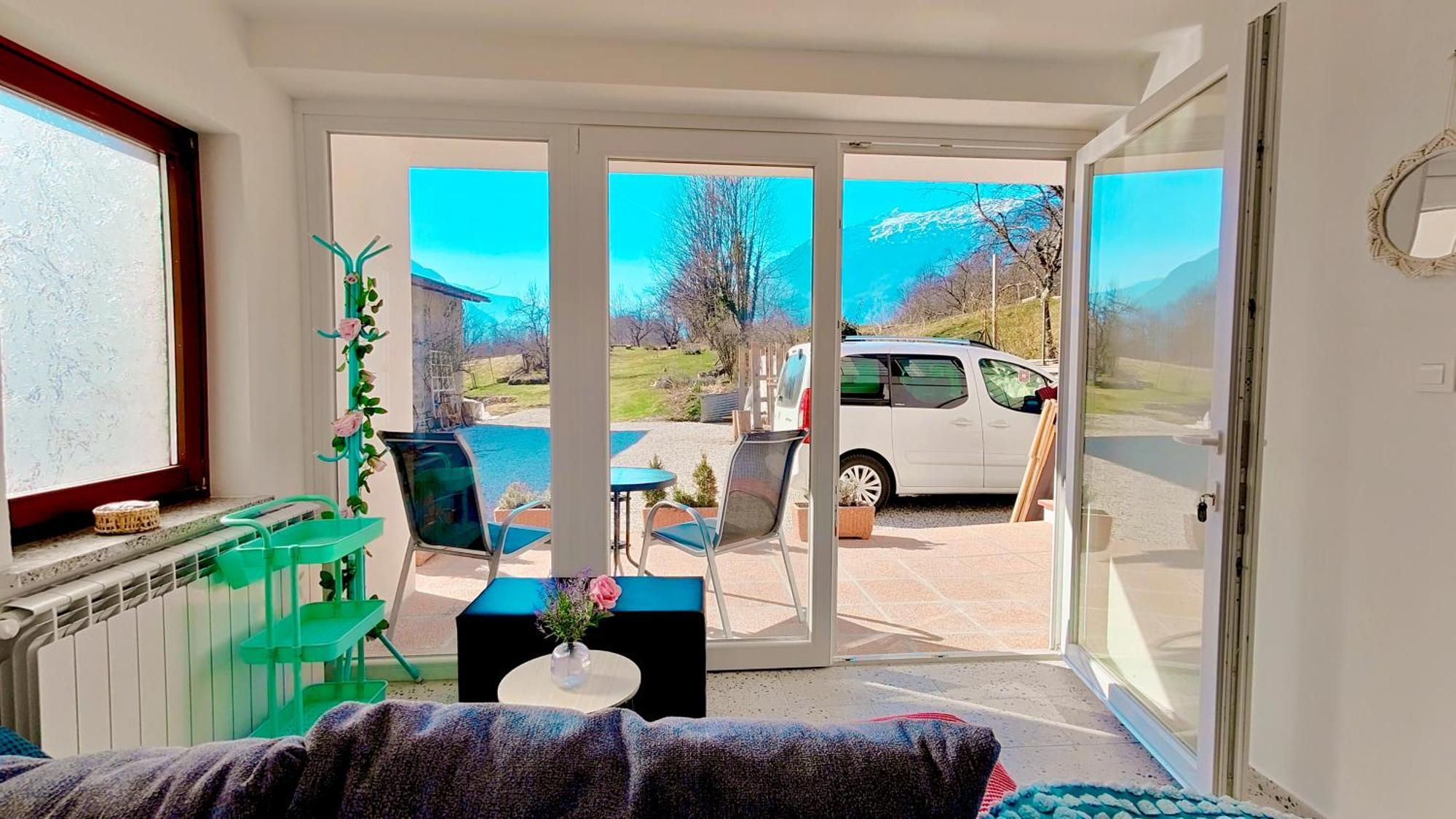 Soca Home Бовец Стая снимка